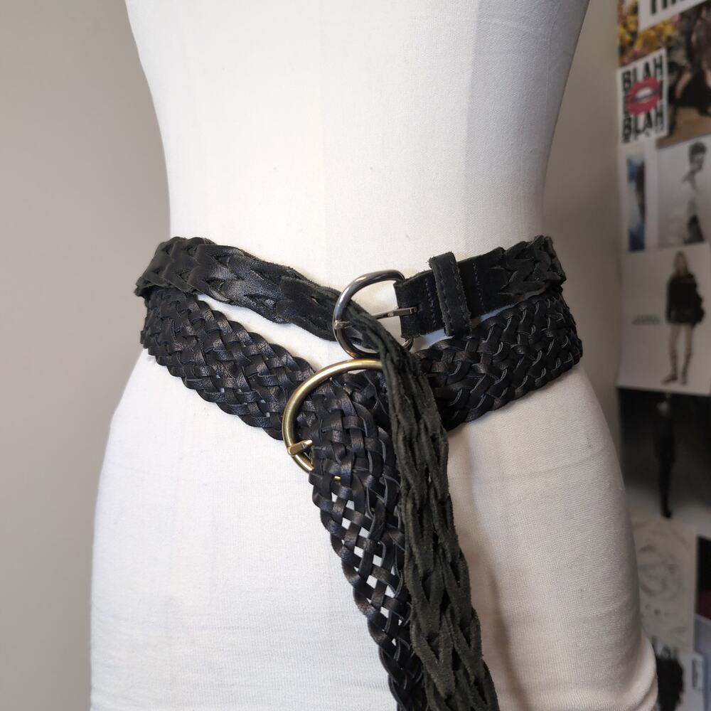 Braided Leather Belts With Round Buckles